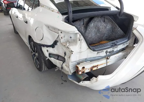 2016 Nissan Maxima 3.5 Platinum из США, поврежденный, VIN 1N4AA6AP1GC900677